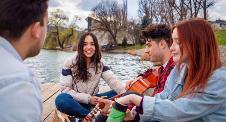Five Fun Activities to Try With Your Friends on Weekends
